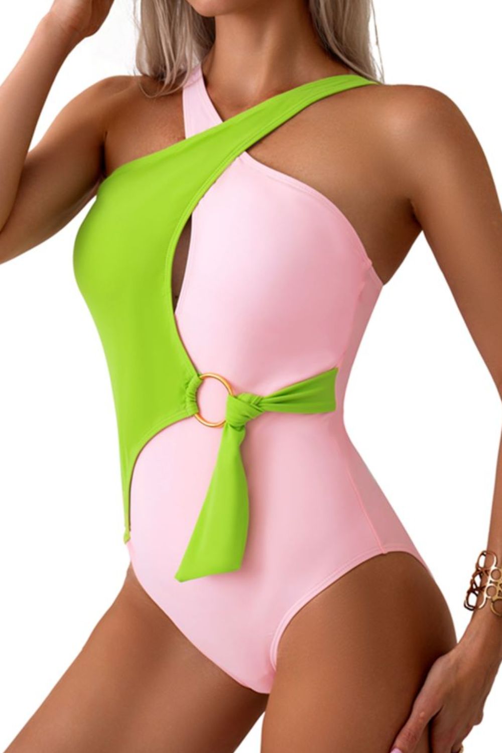 Plus SizeSleeveless Cutout Contrast One-Piece Swimsuit_10