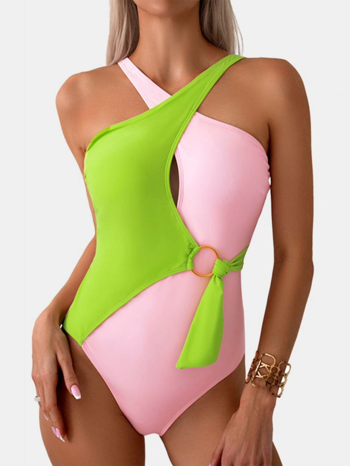Plus SizeSleeveless Cutout Contrast One-Piece Swimsuit_9