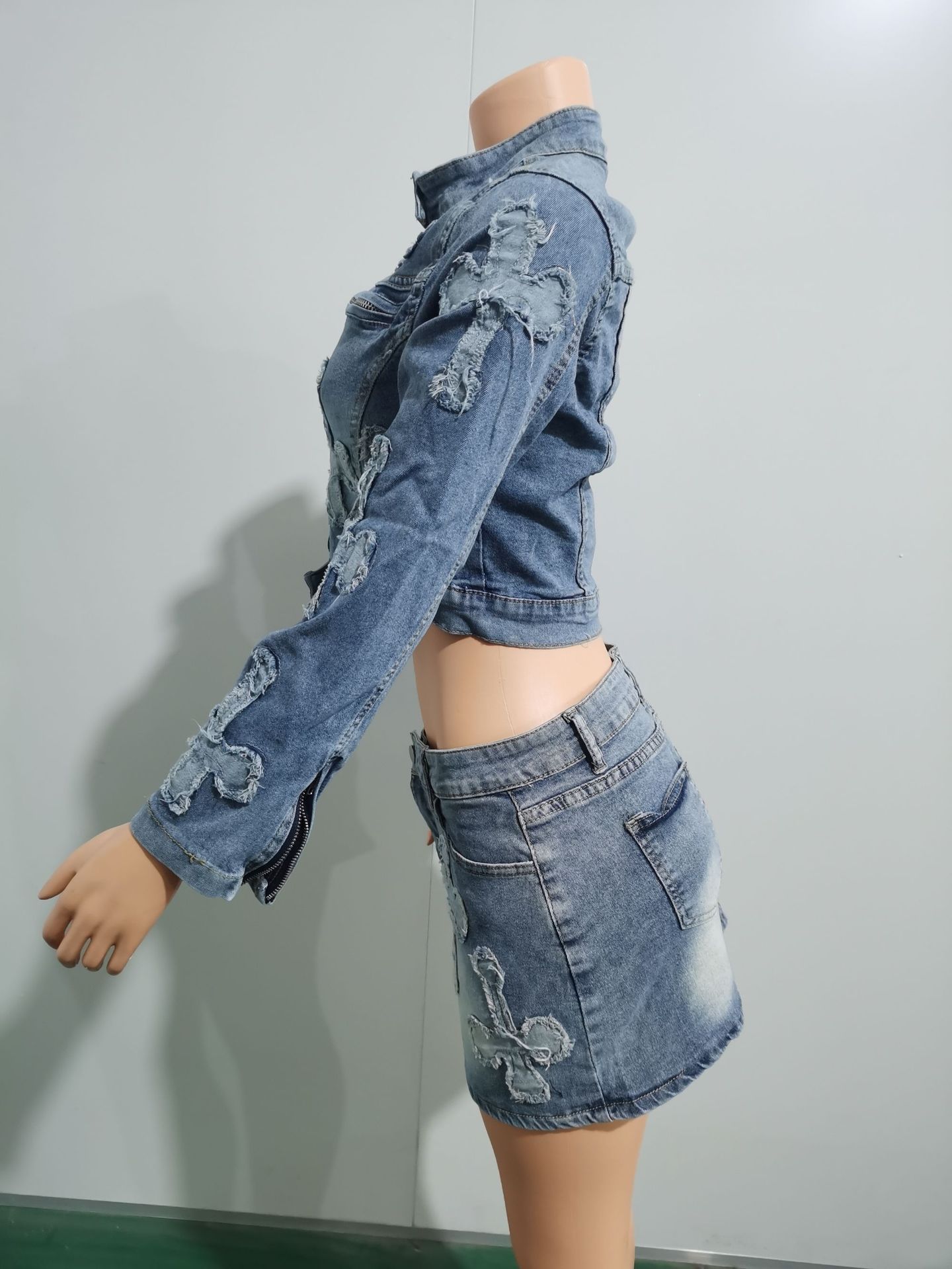 Fashionable Patch Denim Short 2 Pcs. Plus Size Skirt Set_5