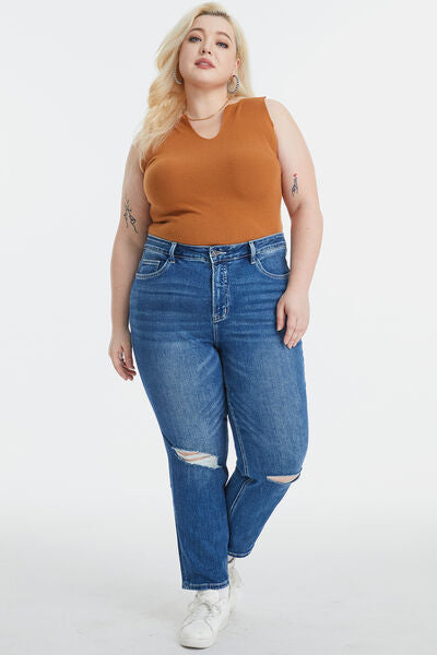 Chic Plus Size High Waist Distressed Cropped Mom Jeans_0